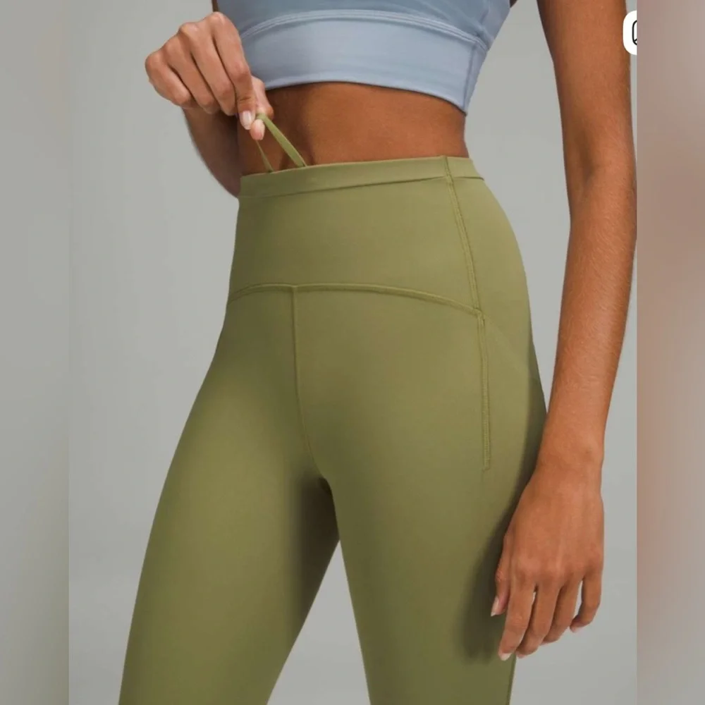 Lululemon Swift Speed High-Rise Crop 21